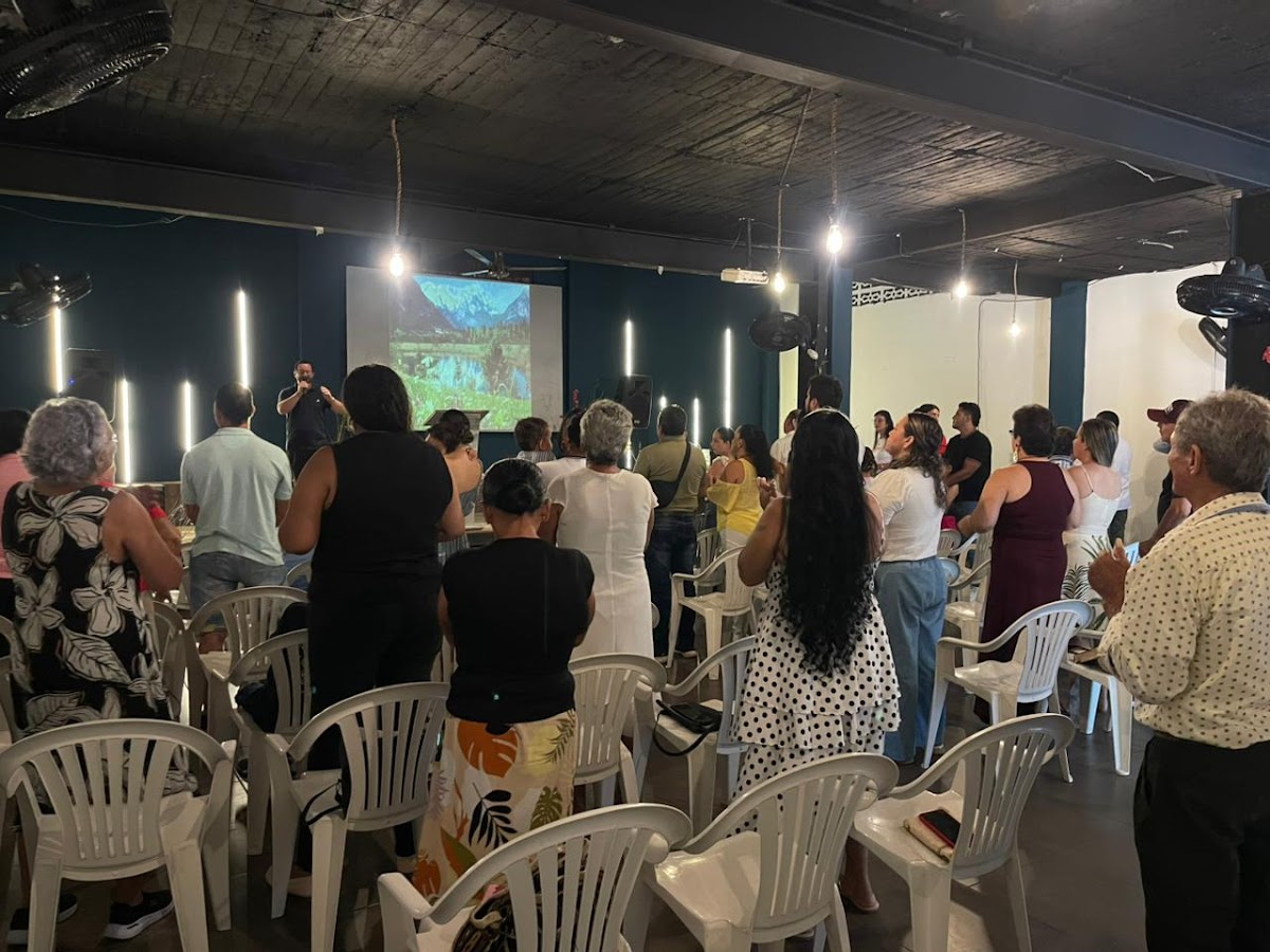 IGLESIA LA GRAN FAMILIA CRUZADA CRISTIANA
